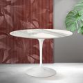 Tulip Saarinen table H 74 cm in matt Florim Statuario ceramic - Scarlet