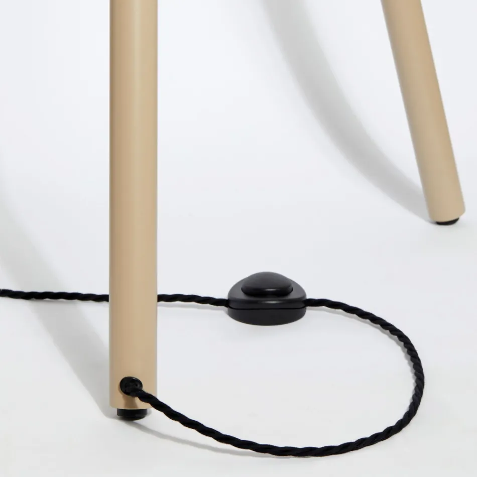 Free-Standing Steel Electric Radiator with Foot Switch - Tree Viadurini