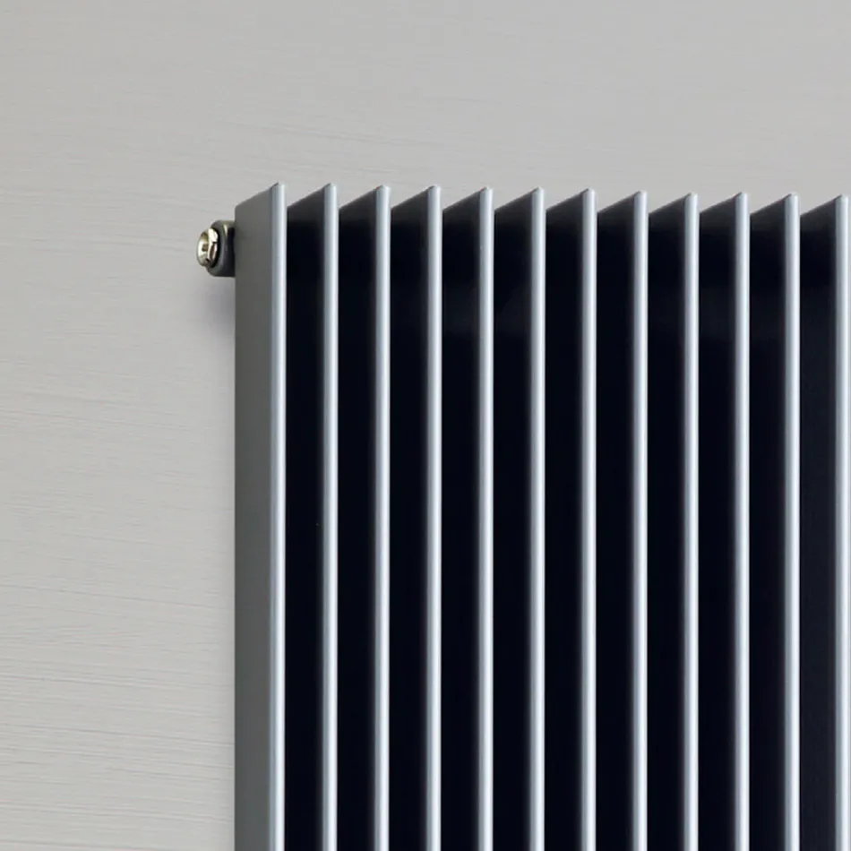 Hydraulic Radiator with Double Series of Flat Elements Made in Italy - Macedonia Viadurini