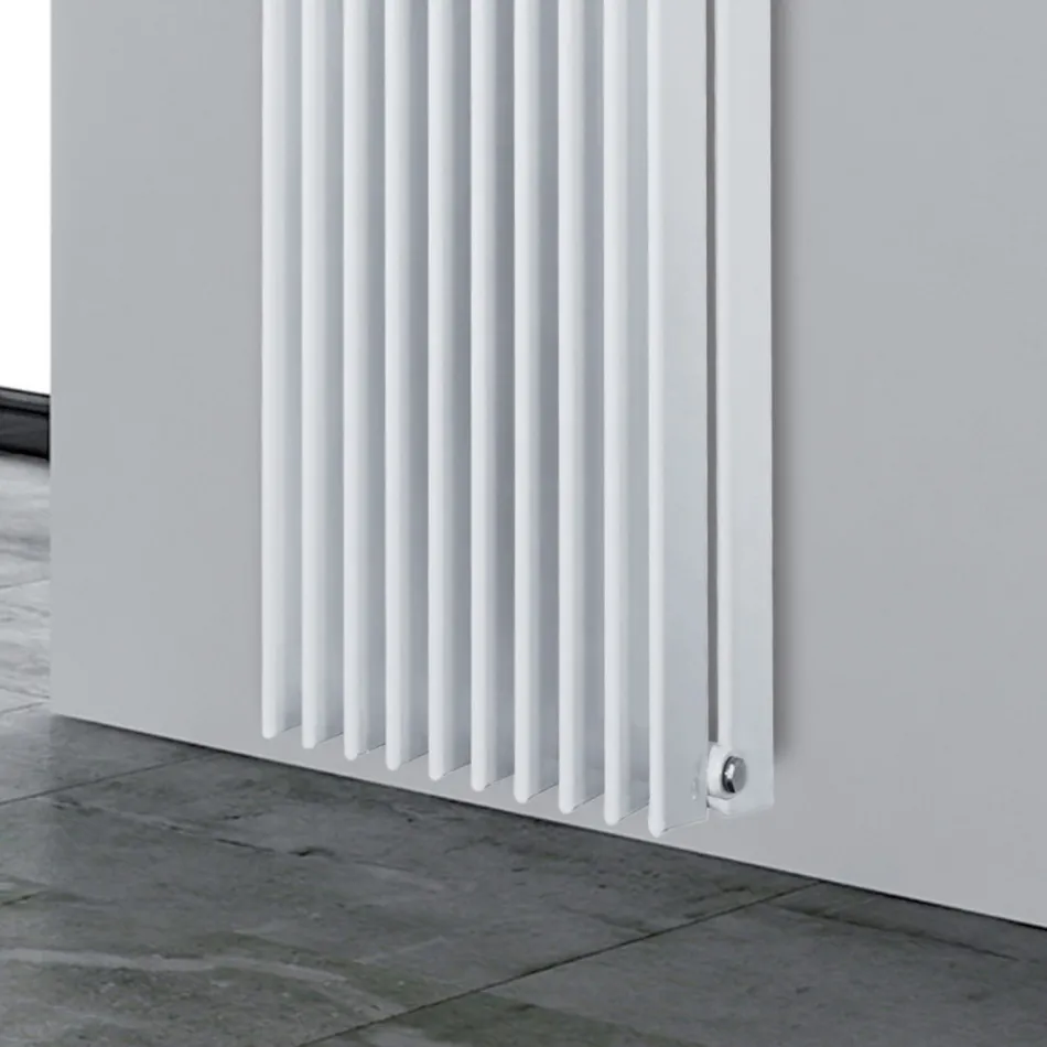 Hydraulic Radiator with Flat Elements in Traffic White Steel - Plum Viadurini
