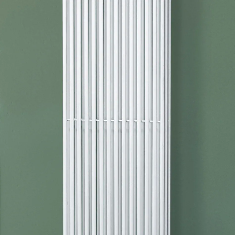 Hydraulic Radiator with Triple Series of Vertical Elements Made in Italy - Cenci Viadurini