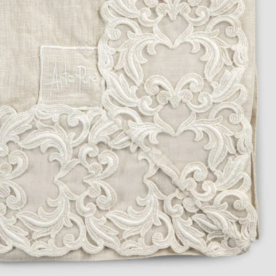 Rectangular Tablecloth in Beige Linen with Artisan Luxury Farnese Lace - Kippel Viadurini