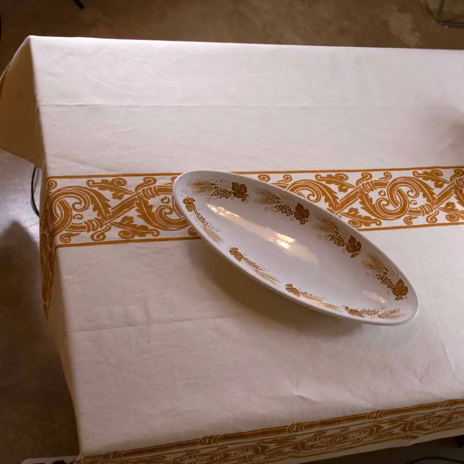 Highly Crafted Italian Printed Cotton and Linen Tablecloth - Brands Viadurini