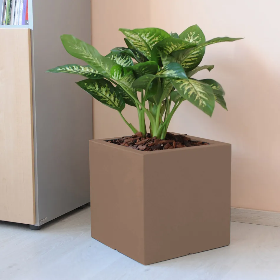 Pot or Colored Divider for Outdoor 3 Dimensions Made in Italy - Plants Viadurini